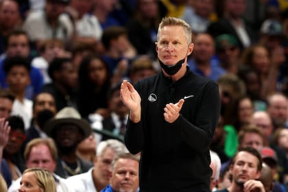 Steve Kerr guía a los Warriors