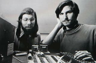 Apple cumple 50 años como un referente de la computación personal