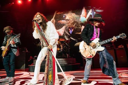 Steven Tyler sobre el escenario con Aerosmith