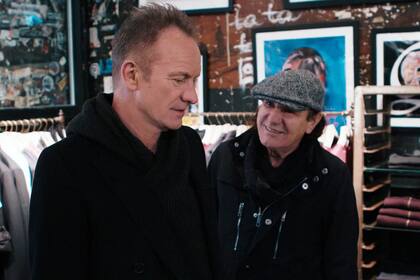 Sting y Brian Johnson, colegas y amigos comparten historias de sus giras por el mundo