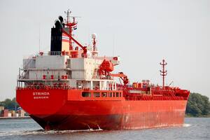 Atacan un petrolero noruego en el Mar Rojo: afirman que llevaba combustible a Israel