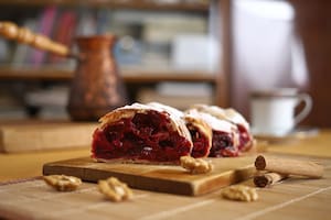 Strudel de membrillo y nueces