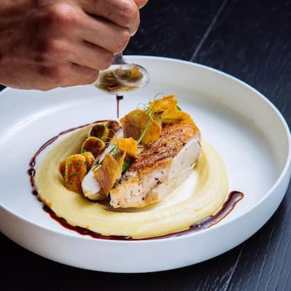 Sttuborn Seed es un restaurante estadounidense con influencias latinas y asiáticas