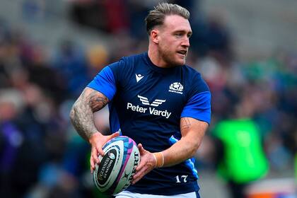 Stuart Hogg, un caso de honestidad brutal: el fullback de 31 se autoconsideró el back más lento "a kilómetros" de sus compañeros y se dio de baja de la preparación de Escocia.