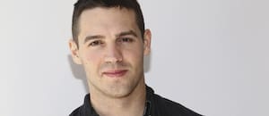 Es actor, nieto de uno de los iconos más grandes del cine y su vocación solidaria lo llevó por América Latina y África