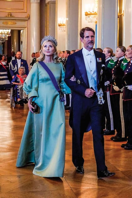 Su Alteza Real, el Príncipe heredero Pablo de Grecia, junto a Su Alteza Real, la princesa Marie Chantal, durante un banquete en Oslo, en 2022.
Photo: Lise ≈serud / NTB  undefined (Photo by LISE ASERUD / NTB / NTB via AFP)