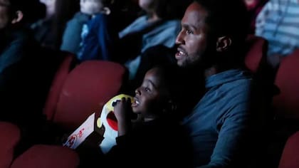 Su estilo se basa en colores muy vivos y canciones muy repetitivas y pegadizas