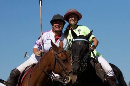 Su historia, lo sabe, puede resultar inspiradora para otras chicas que todavía pueden descubrir que nada es imposible en tanto haya vocación, ayuda y un sueño fuerte por manifestar