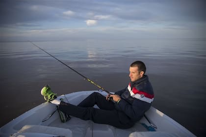Entre los productos se destacan artículos de pesca