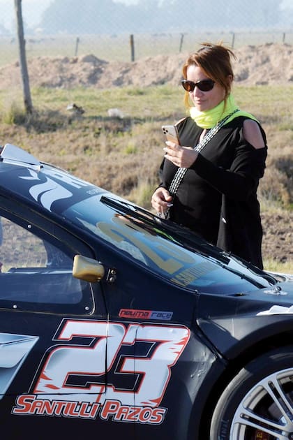 Su madre, Nancy Pazos lo alentó minutos antes de salir. “Sufro ante cada carrera, pero soy feliz viéndote crecer y disfrutar. Te amo”, escribió la periodista en sus redes