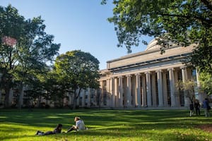 Cuál es la mejor universidad de Estados Unidos, según la IA