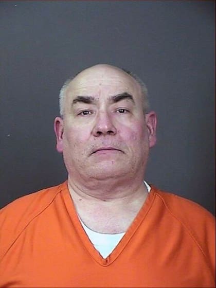 Su nombre es Danny Heinrich, tiene 53 años