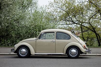 Su padre le enseñó a manejar en un Volkswagen Escarabajo, modelo que también fue su primer auto