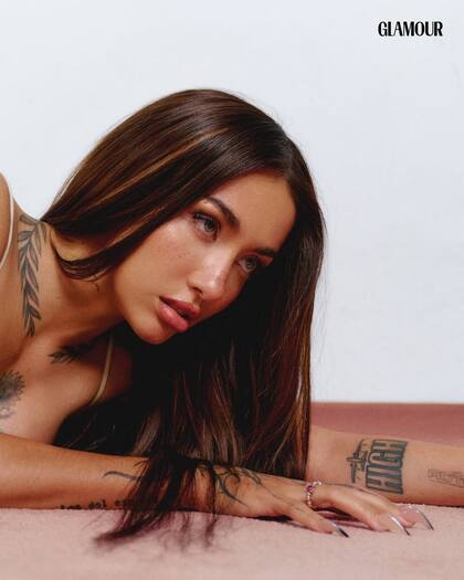 Su presencia en la revista causó furor entre sus seguidores (Foto: Instagram @mariabecerra)