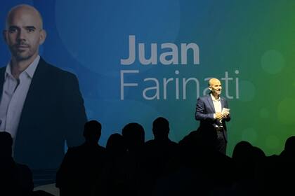 Su propuesta es cambiar la mentalidad de “cadena agroindustrial” por la de una “red sólida”