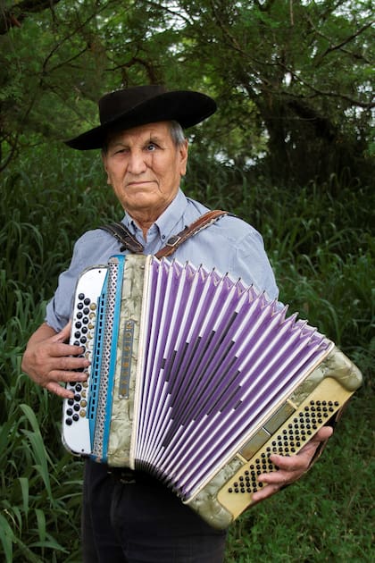 "Su tío le pegó con la faca por celos, porque le robaba protagonismo, y perdió un ojo”, dice Aimé Luna sobre "Toli"