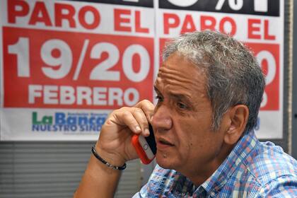 Su titular, Sergio Palazzo, se disculpó por la suspensión de la atención al público; rechaza el aumento salarial del 9 por ciento