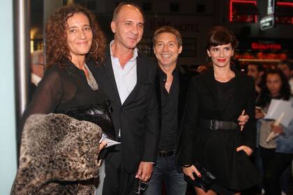 Suar, Sicialini, Grandinetti y su pareja estuvieron en el estreno de La chica del adiós