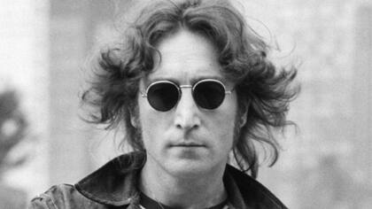 John Lennon y su boceto del Sargento Pepper