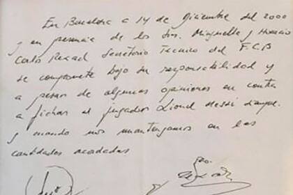 Subastan el primer contrato de Messi (Foto archivo)