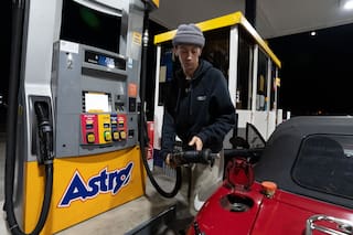 Sube indicador clave de la inflación en EE.UU. por la guerra con Irán y el alza en la gasolina