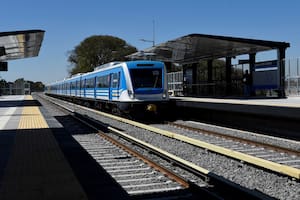 El Gobierno oficializó la suba en la tarifa de los trenes de todo el país