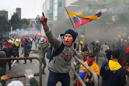Un joven herido en las vallas, cerca de la Asamblea Nacional