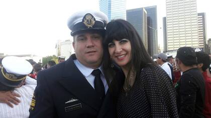 El reencuentro con su mujer el día que regresó La Fragata a Buenos Aires