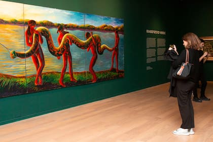 Sucurí (1990), una de las obras de Nicolás García Uriburu prestadas al Moderno por la Fundación Nicolás García Uriburu