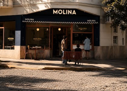 Sucursal de la panadería-café Molina