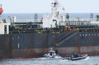 Suecia libera un petrolero sancionado por falta de pruebas de que causó un derrame de petróleo