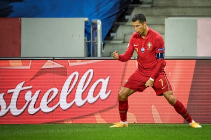 A Cristiano Ronaldo le gusta que lo silben los simpatizantes rivales; no contó con ese factor motivador en Suecia vs. Portugal, por la Liga de Naciones de Europa, pero se dio el gusto de celebrar un gol.