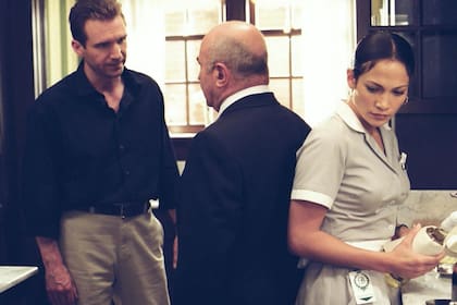 Sueño De amor. Una sencilla y tradicional comedia romántica sobre la base de Cenicienta, con Ralph Fiennes.