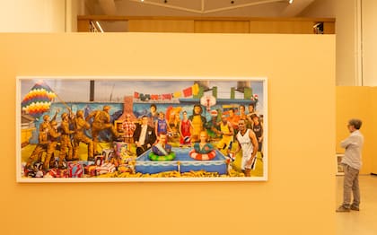 "Suite bolivariana" (2009) incluye varias referencias internacionales del pop