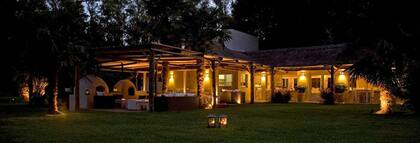 Suites, lofts y chacras, todos disponibles para vivir una experiencia campestre a apenas 75 kilómetros de la ciudad de Buenos Aires