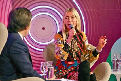 José Del Rio (LA NACION) entrevistando a Cris Morena