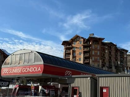 Sunrise Gondola, un teleférico inaugurado en diciembre que sube directo desde Canyons Village al corazón de Park City Mountain