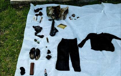 Sunshine State Sonar compartió una imagen de artículos encontrados dentro del Impala, incluidos juguetes, ropa y zapatos