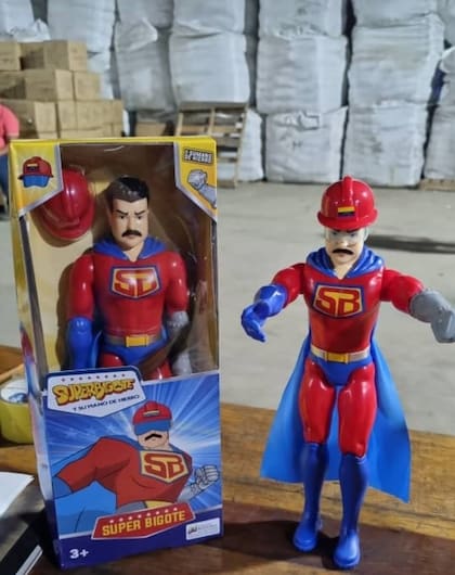 Súper Bigote, un personaje de ficción inspirado en el presidente de Venezuela, Nicolás Maduro