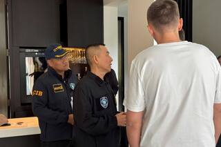 Supuesto hacker ruso buscado por el FBI, detenido en una isla tur铆stica de Tailandia