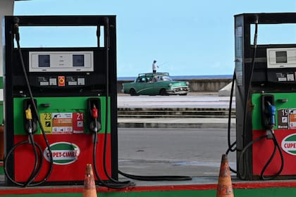 Surtidores de combustible en La Habana