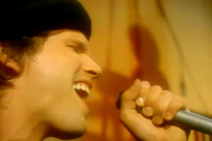 "De entrada encontré ese famoso riff de ¡chan! ¡chan-chan-chan! cuando empecé a imitar los golpes que tiraba Rocky en la pantalla", cuenta Jim Peterik