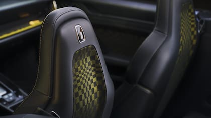 Sus asientos están cuidados en cada parte para combinar confort, diseño y funcionabilidad