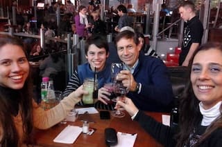 Conmoción por la muerte de la esposa y el hijo del senador Naidenoff