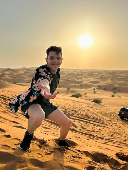 Sus días en el desierto de Dubái, el que podía ver desde su balcón.