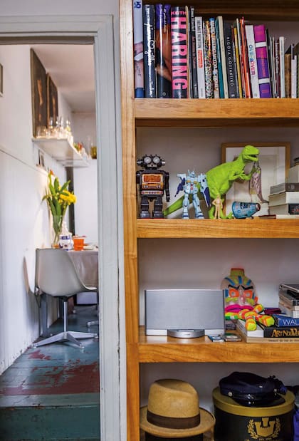 Sus libros de arte y objetos preferidos