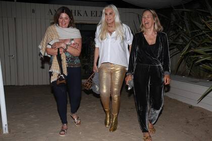Susana Giménez y sus amigas visitan locales de ropa en Punta del Este