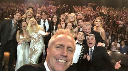 Susana Giménez junto a parte de sus invitados