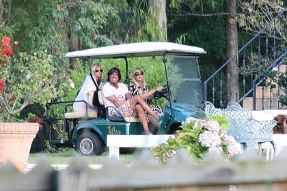 Susana le mostró a Joe y a Mecha su chacra La Mary