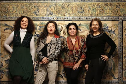 Susana Pampín, Eugenia Guerty, Paola Barrientos y Alejandra Flechner en el Cervantes, donde cuando nadie imaginaba que Tarascones iba a tener tantas vidas